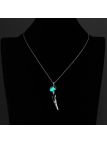 Collier Fleur à la Pierre Bleu Clair Ronde Fluorescent- Plaqué Argent