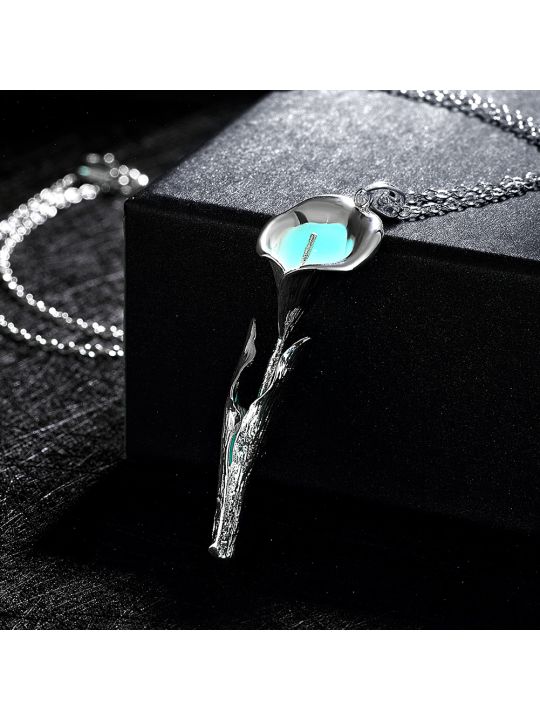 Collier Fleur à la Pierre Bleu Clair Ronde Fluorescent- Plaqué Argent