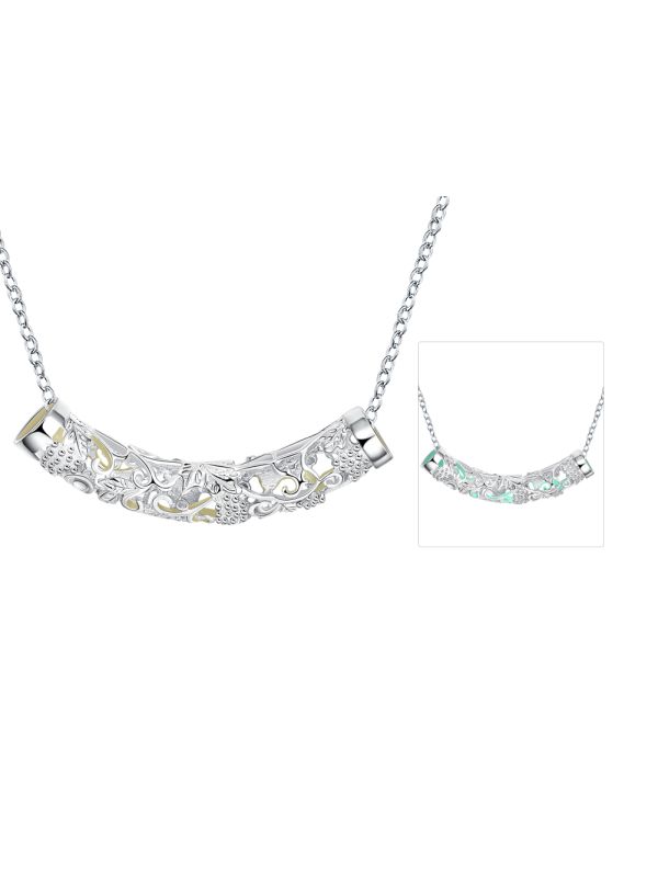 Collier Classique en Forme de Lune à la Pierre Bleu Claire Fluorescent - Plaqué Argent