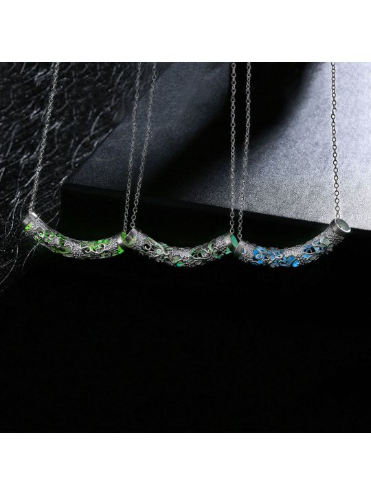 Collier Classique en Forme de Lune à la Pierre Bleu Claire Fluorescent - Plaqué Argent