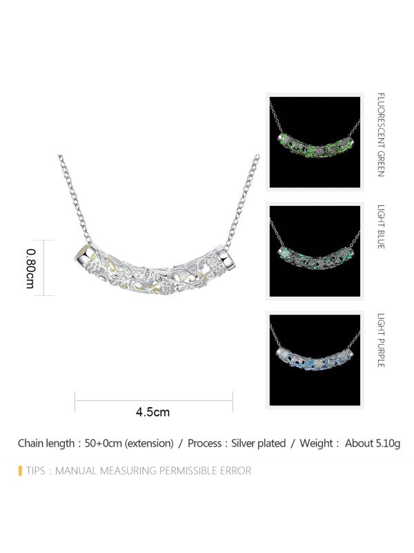 Collier Classique en Forme de Lune à la Pierre Bleu Claire Fluorescent - Plaqué Argent