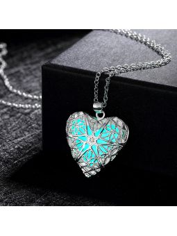 Collier Coeur à la Pierre Bleu Clair Fluorescent - Plaqué Argent