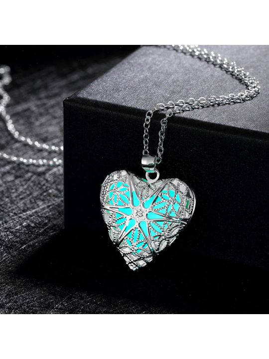 Collier Coeur à la Pierre Bleu Clair Fluorescent - Plaqué Argent