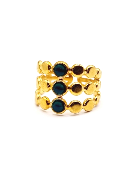 Bague dorée triple rang à pastilles et pierres vert émeraude