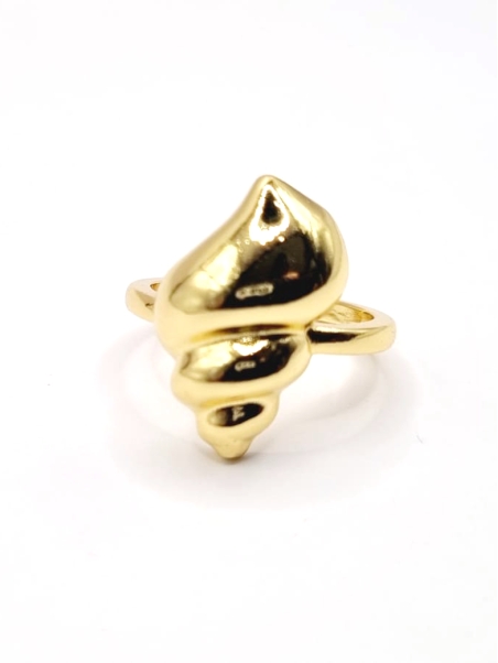 Bague dorée coquillage chic en acier inoxydable