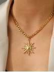Collier Soleil Doré en Acier Inoxydable – Éclat Solaire Intemporel