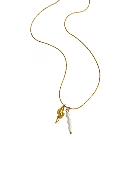 Collier Coquillage Doré & Perles Blanches – Acier inoxydable doré