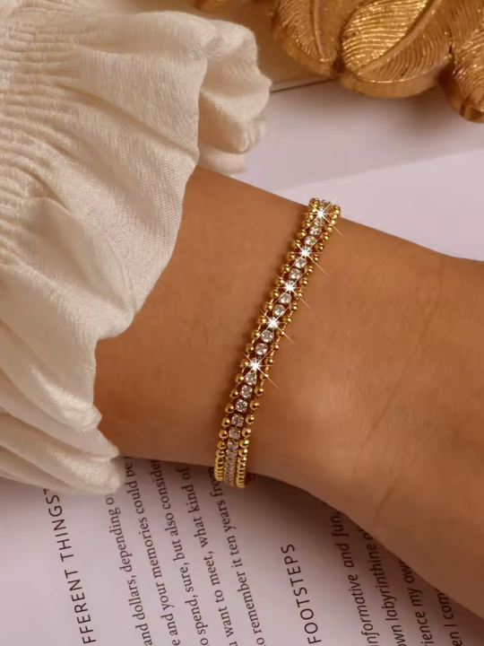 copy ofcopy ofBracelet Perles Doré en Acier Inoxydable avec Cristal – Élégant & Intemporel