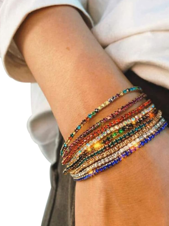 Bracelet Fin Élastique Doré avec Cristaux Verts – Fraîcheur & Élégance