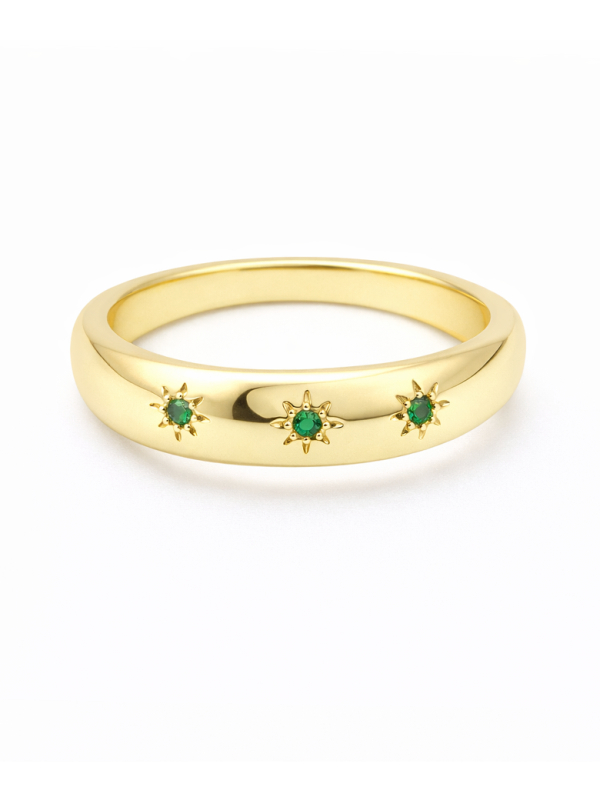 Bague dorée plaquée or 18K avec pierres vertes étoilées – Anneau élégant et intemporel