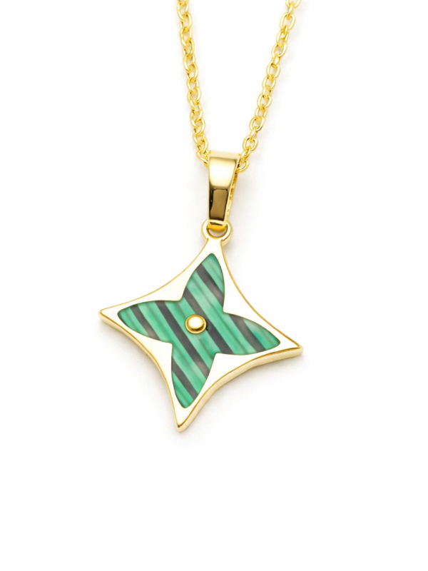 Collier Étoile Vert Malachite Doré Plaqué Or 18K
